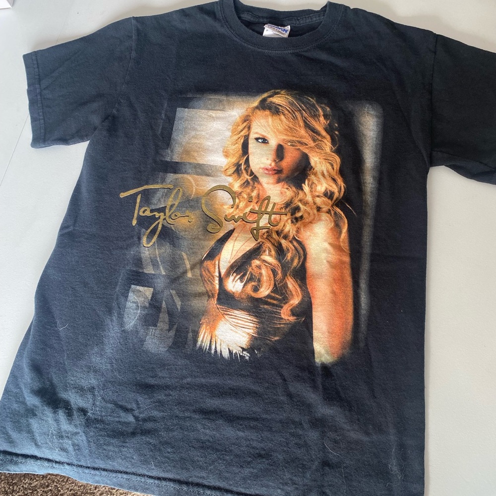 Vintage Taylor Swift TShirt
